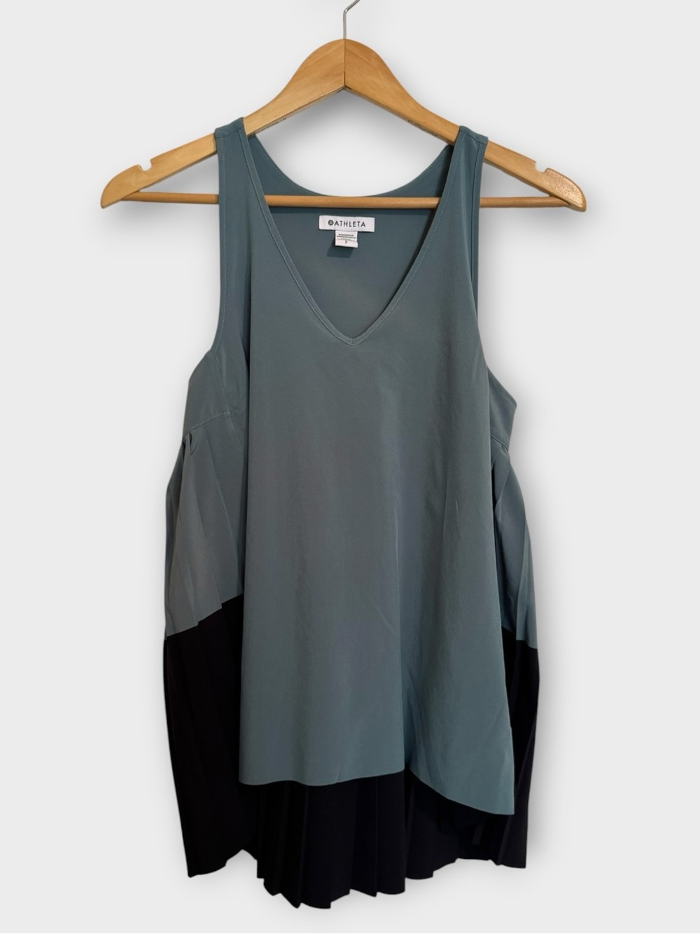 Athleta Racerback Pleated Hem Tank Top Teal Black Colorblock Small